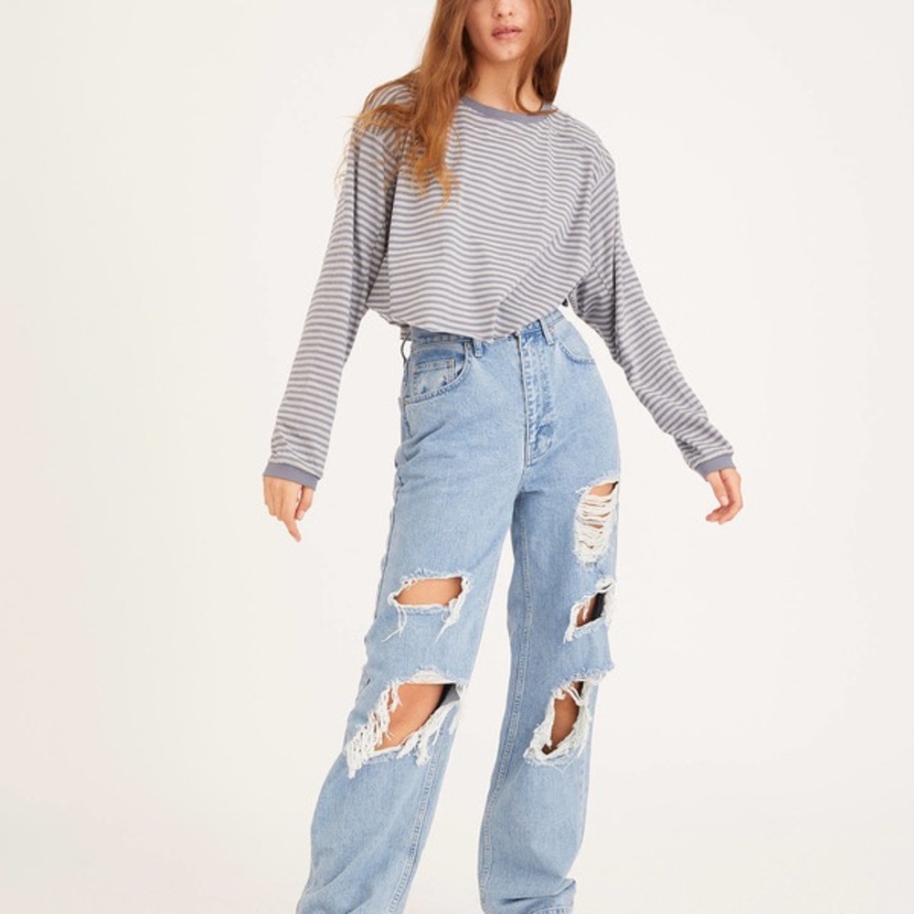 urban outfitters ripped blue jeans